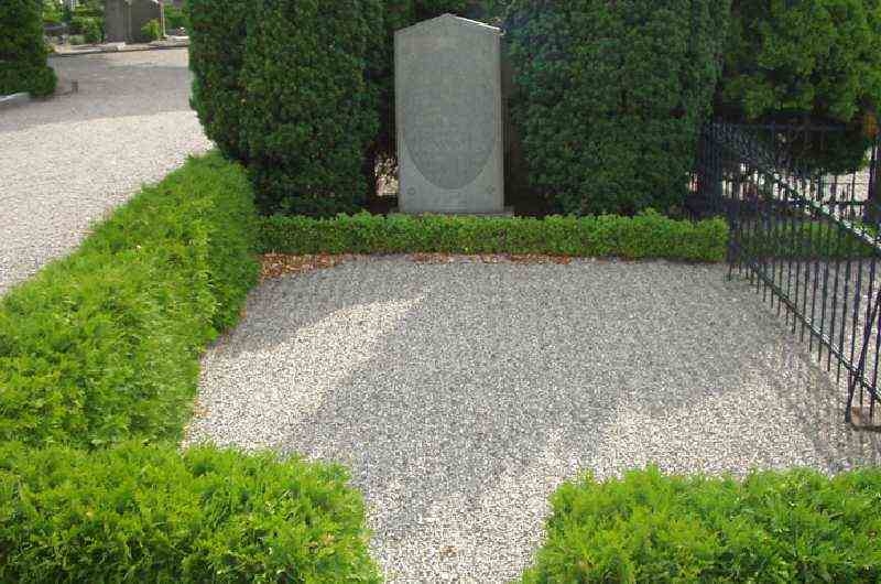 Grave number: VK III   157