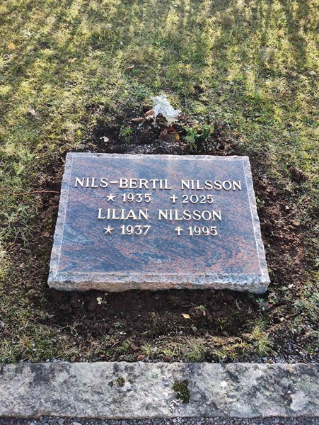 Grave number: 1 C   211