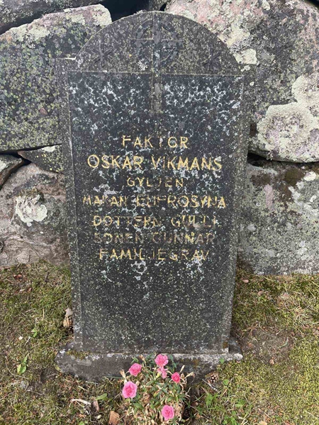 Grave number: 001 1   174