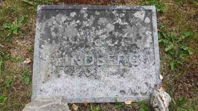 Grave number: 1 1   953