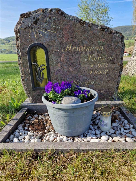 Grave number: 501 14 2505-2506