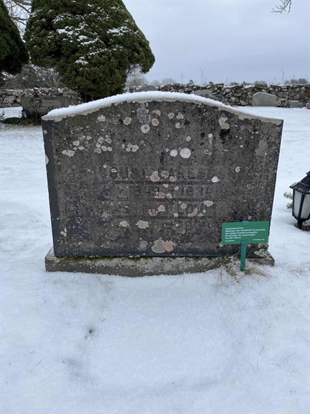 Gravnummer: EN C    35, 36