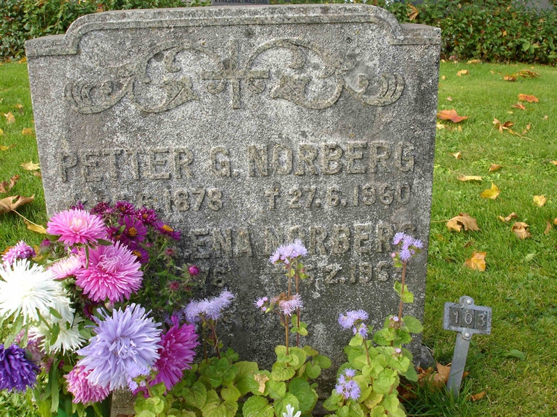 Grave number: B G  103, 104