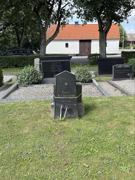 Grave number: ON D   165, 166
