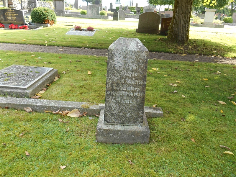 Grave number: Vitt G10   194, 195