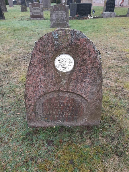 Grave number: HG D   159, 160