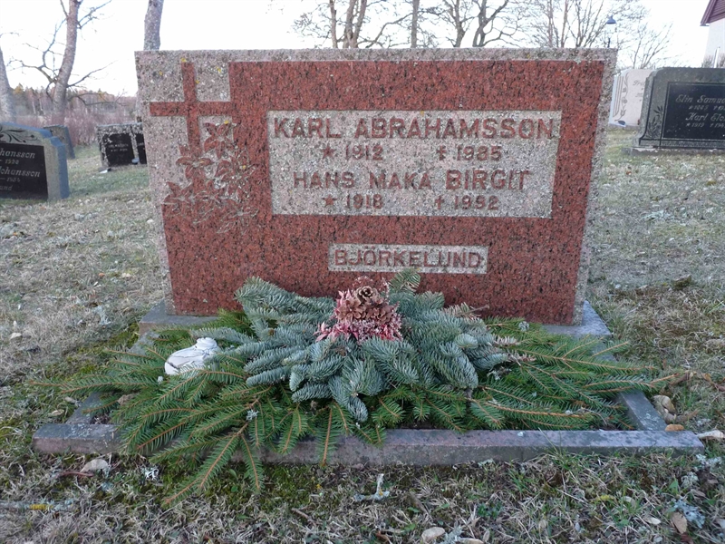 Grave number: JÄ 1 57:58