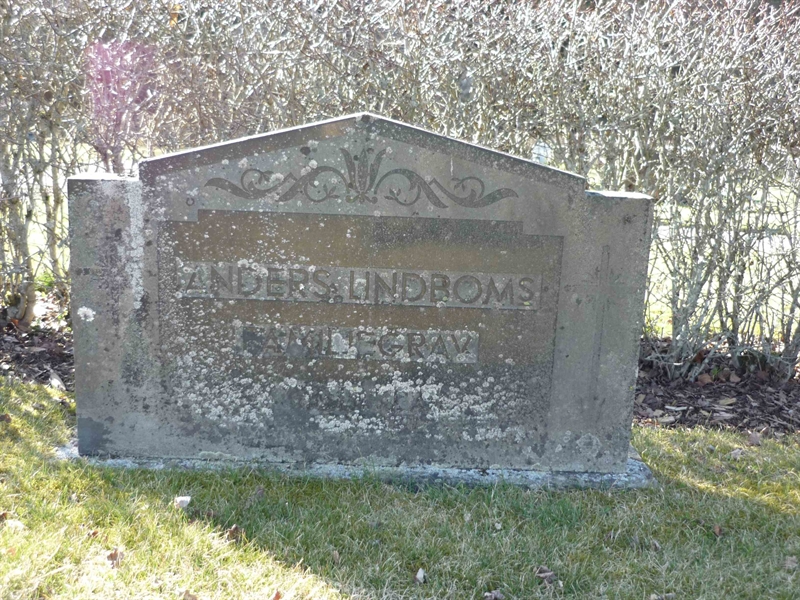 Grave number: ÖD 06  126, 127, 128
