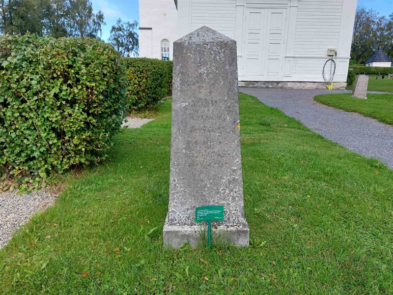 Grave number: K F    87
