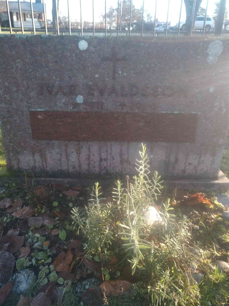 Grave number: H 094 014-15