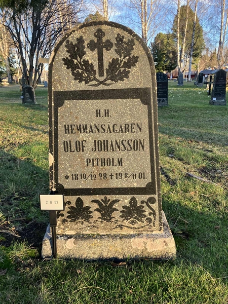 Grave number: 2 B    52