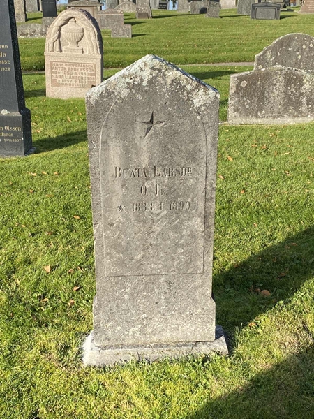 Grave number: 4 Ga 04     7