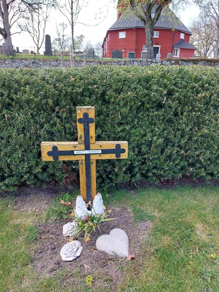 Grave number: HÖ 10   69, 70