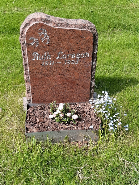 Grave number: KA 12    81