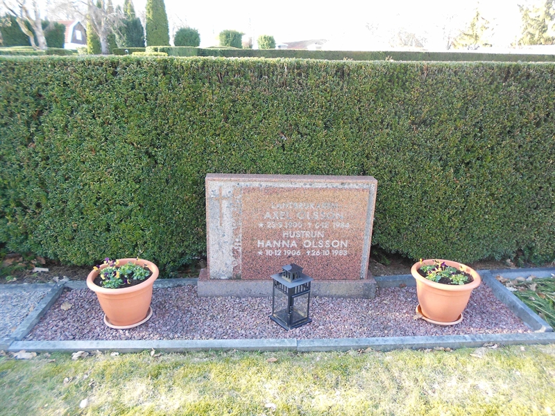 Grave number: NÅ N6    41, 42