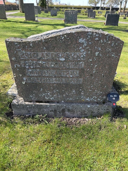 Gravnummer: 22 AA    16