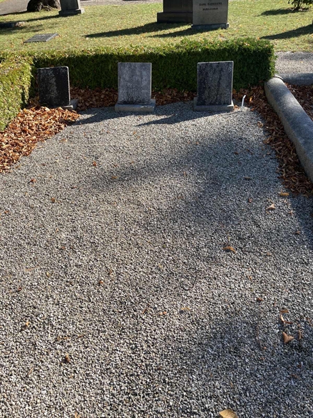 Grave number: VK II    74