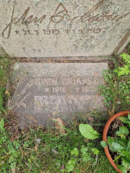 Grave number: 1 KV.3   118