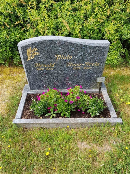 Grave number: kö 02 19    25-26