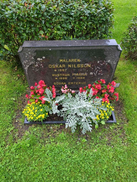 Grave number: 1 23   107-108