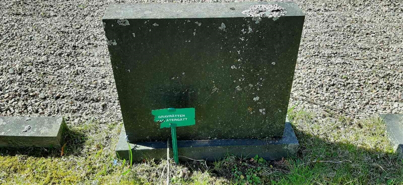 Grave number: GK E    62