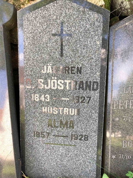 Grave number: SK 09    14, 15