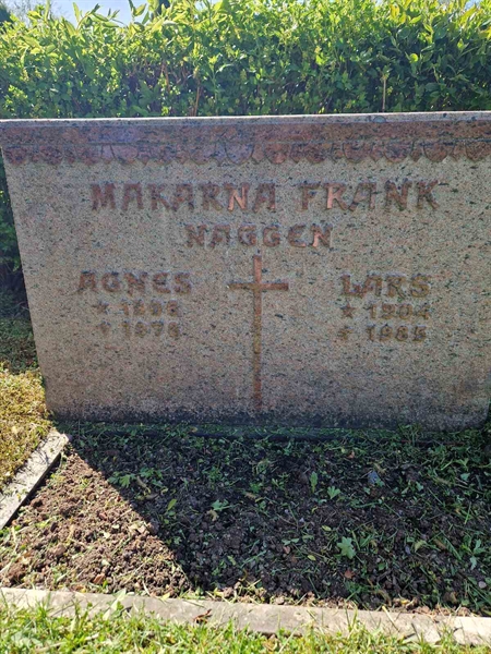 Grave number: 501 26 5360-5361