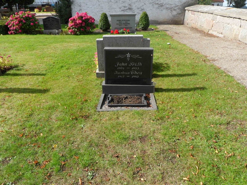 Grave number: SK J    25, 26