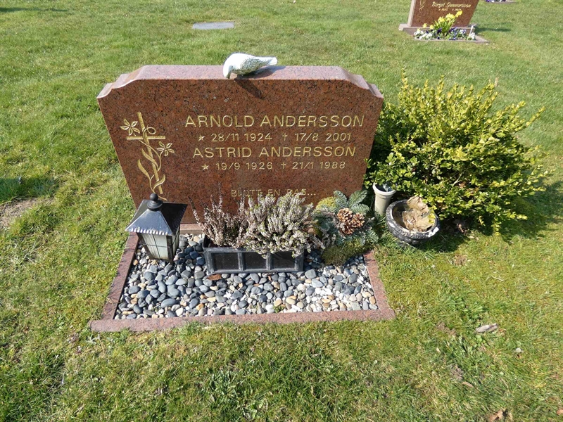 Grave number: EL 2   493
