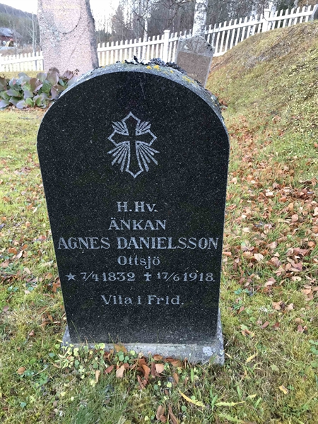 Grave number: VA A    34