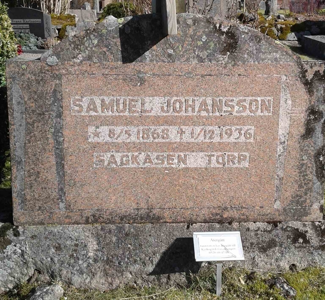 Grave number: HJ  2084, 2085