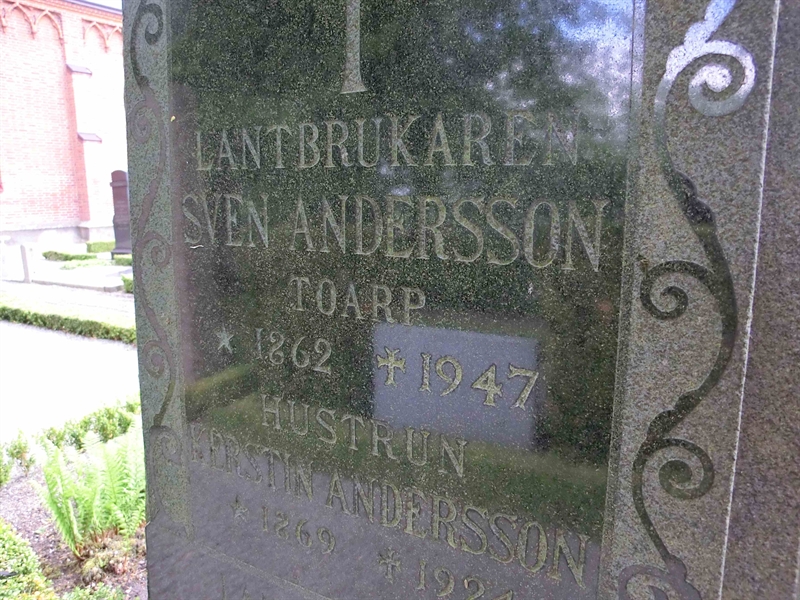 Grave number: KÄ A 035-039