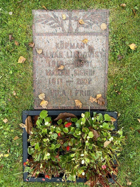 Grave number: 1 24    178