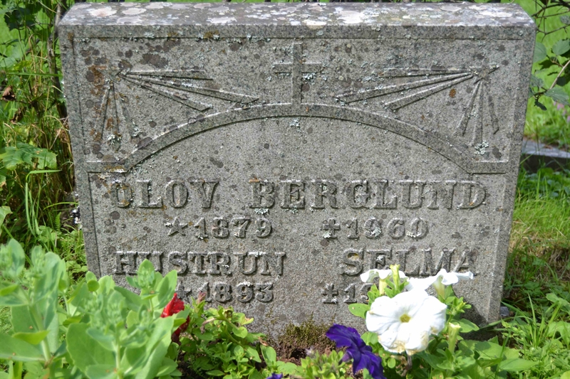 Grave number: 2 B   165