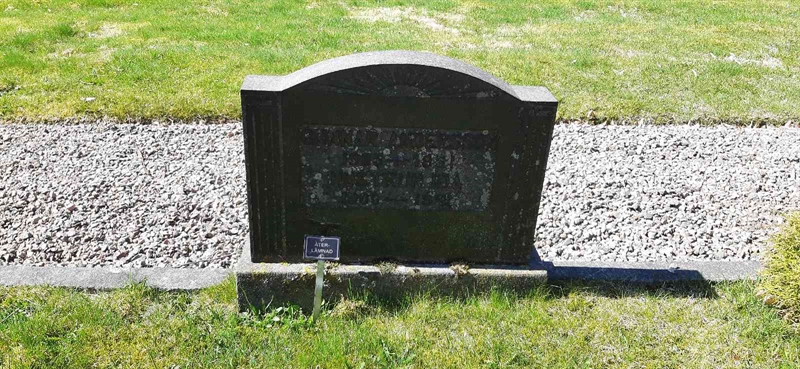 Grave number: GK D    62, 63