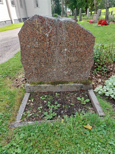 Grave number: 2 BU   001