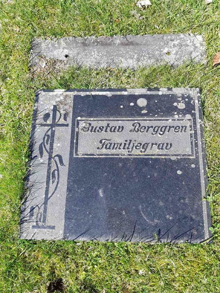 Grave number: 2 I    87-88