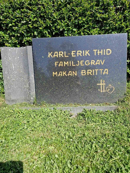 Grave number: 501 27 5449-5450