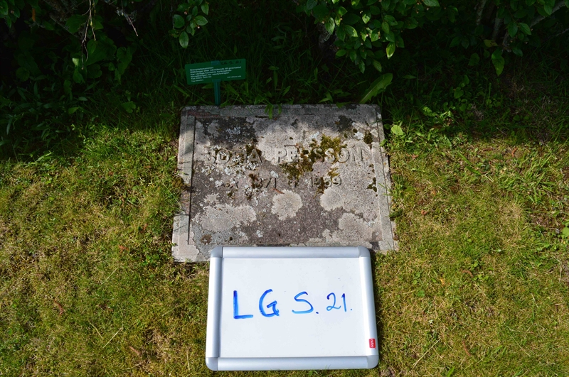 Grave number: LG S    21