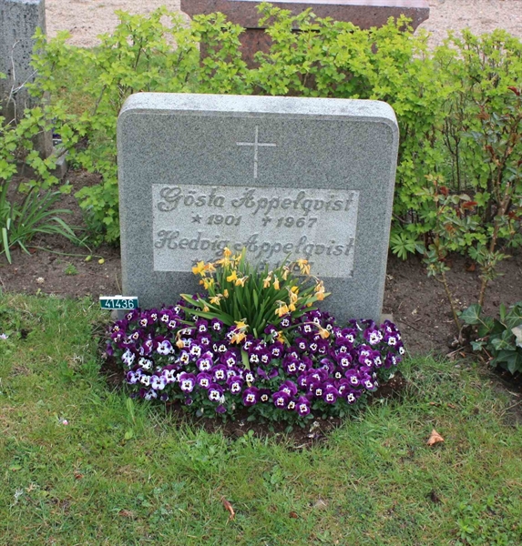 Grave number: Ö U03    87