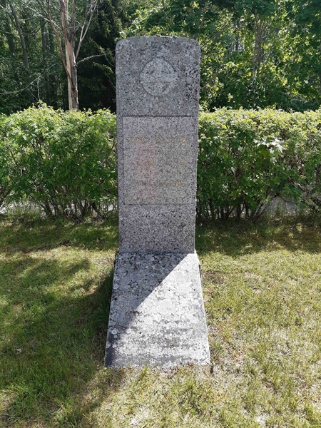 Grave number: JÄ 04    80