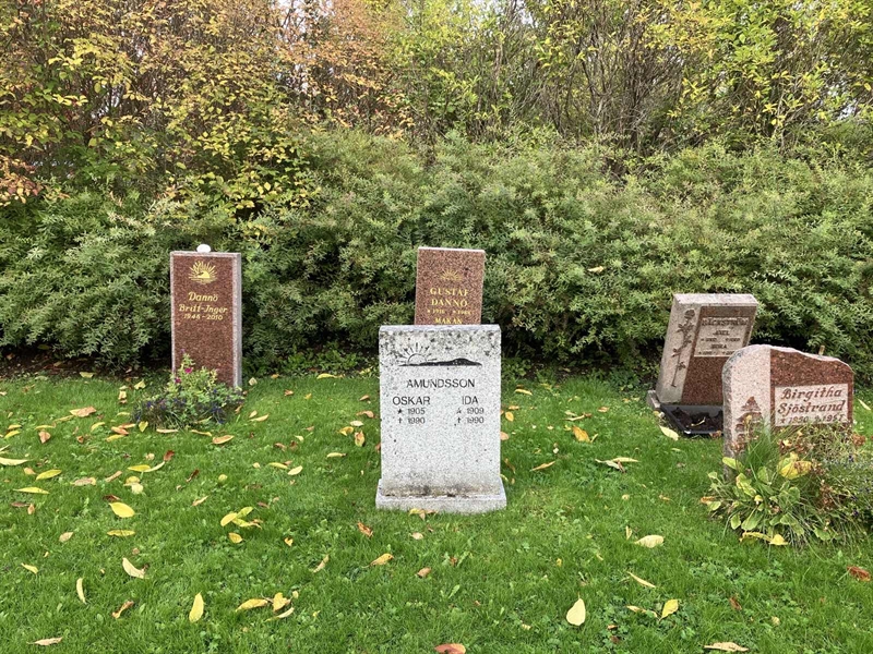 Grave number: 1 4  6619