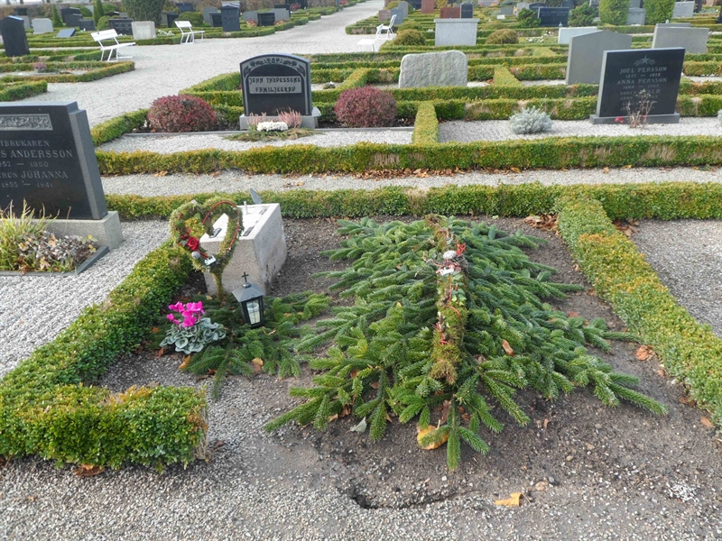 Grave number: ÖTN NMK1     3, 4