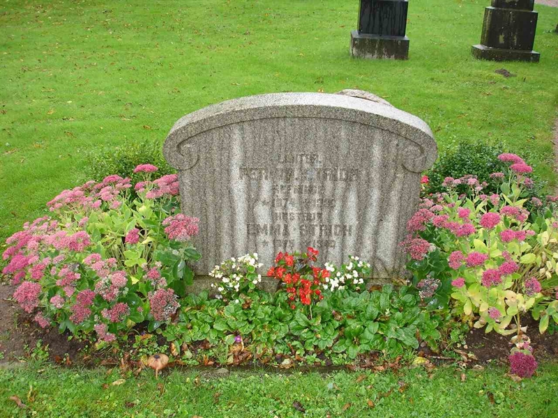 Grave number: HK H    80, 81