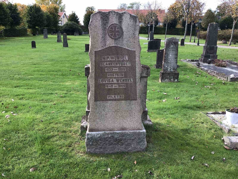 Grave number: 10 B   186-187