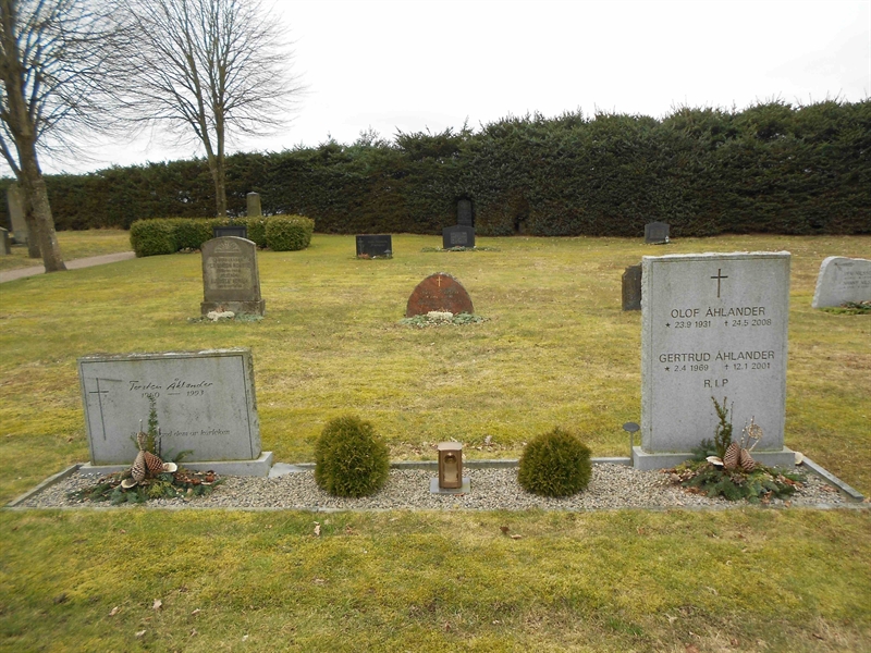 Grave number: V 5   159b
