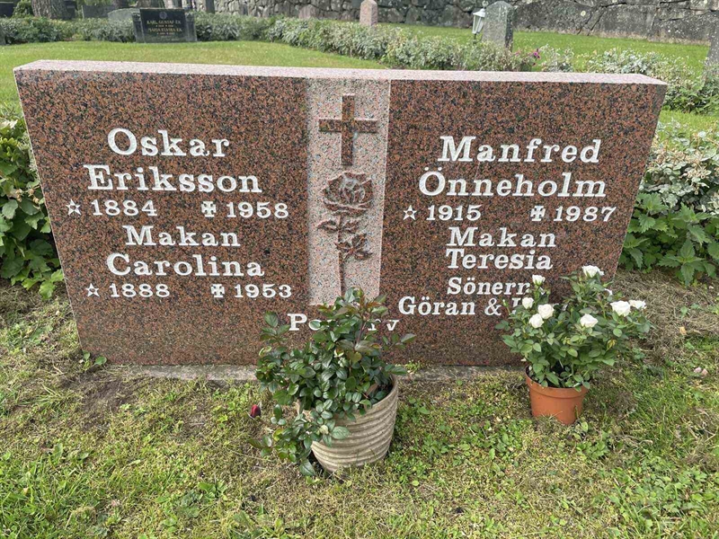 Grave number: 001 1   253