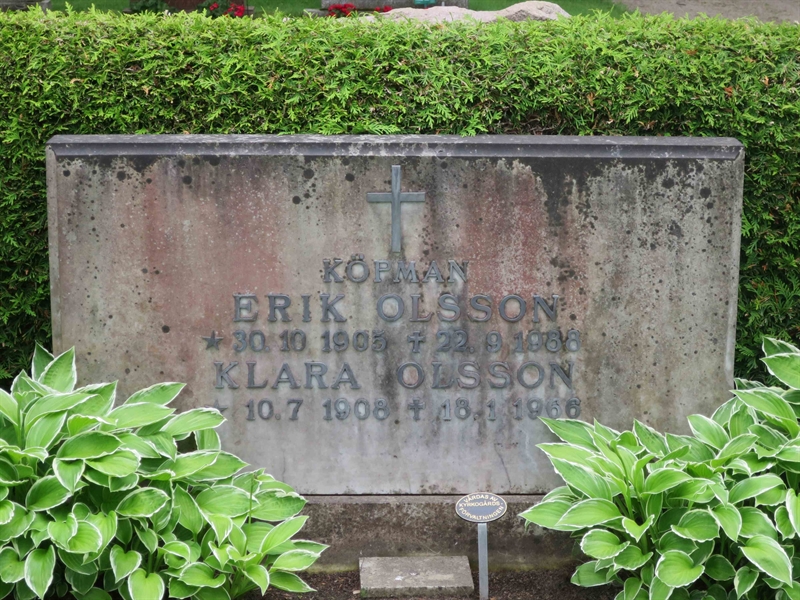 Grave number: HÖB 64    14