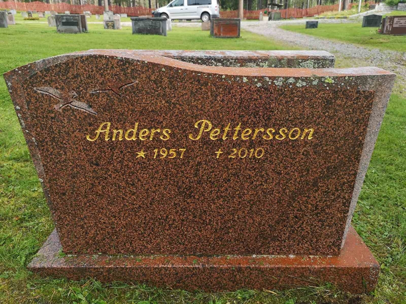 Hautatunnus: Mjk 15    25,26