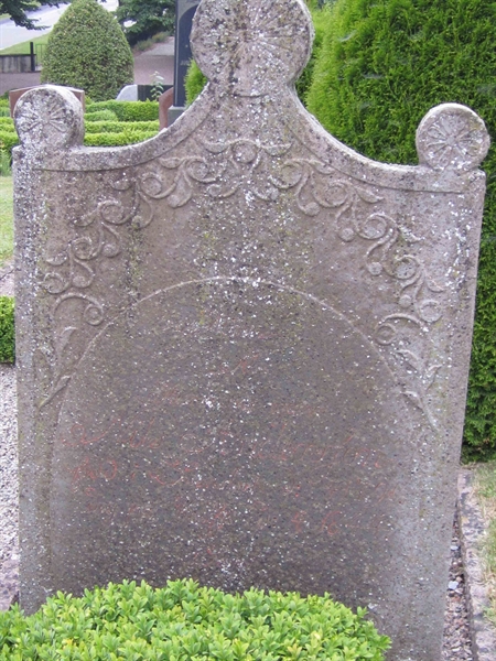 Grave number: 1 5    70